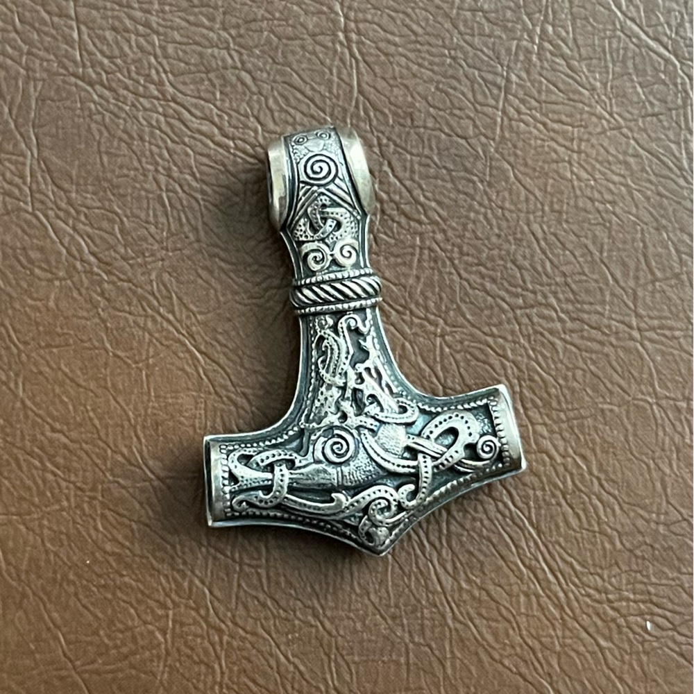 Pendant